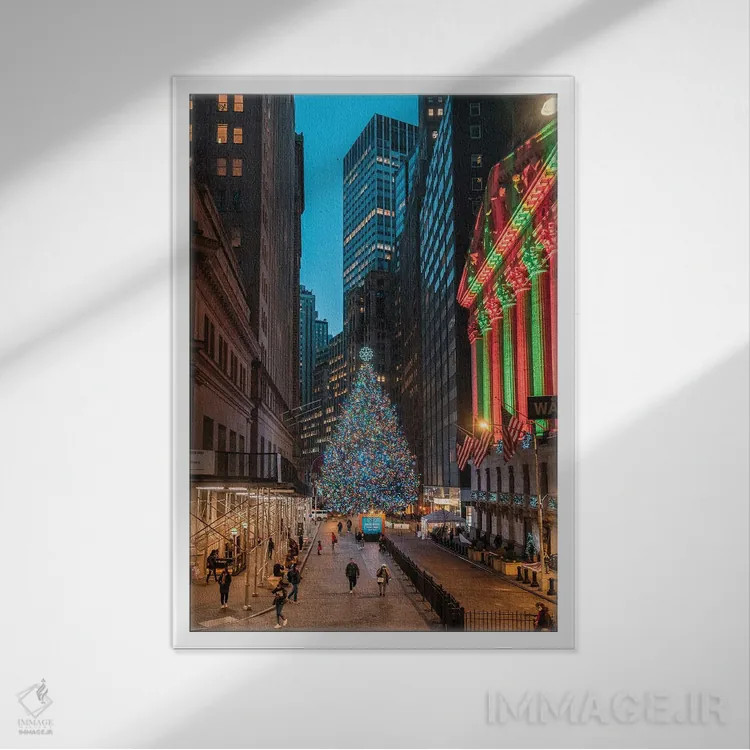 تابلو دکوراتیو کریسمس در وال استریت اثر دیلان واکر - نمای قابدار سفید