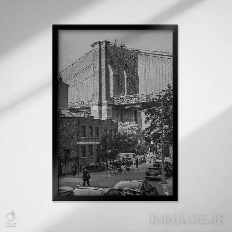 تابلو دکوراتیو روزهای دامبو اثر دیلان واکر - نمای قابدار مشکی