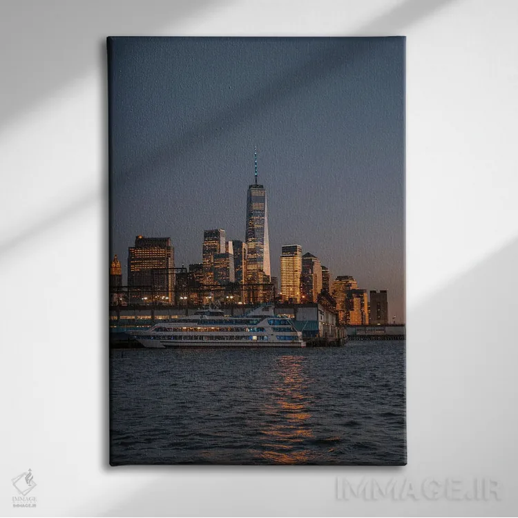 تابلو دکوراتیو عصر در اسکله ۴۵ اثر دیلان واکر - نمای روبهرو روی دیوار