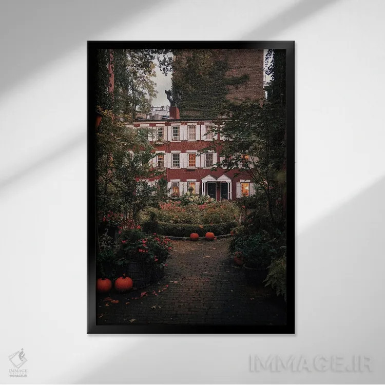 تابلو دکوراتیو حیاط گروو اثر دیلان واکر - نمای قابدار مشکی