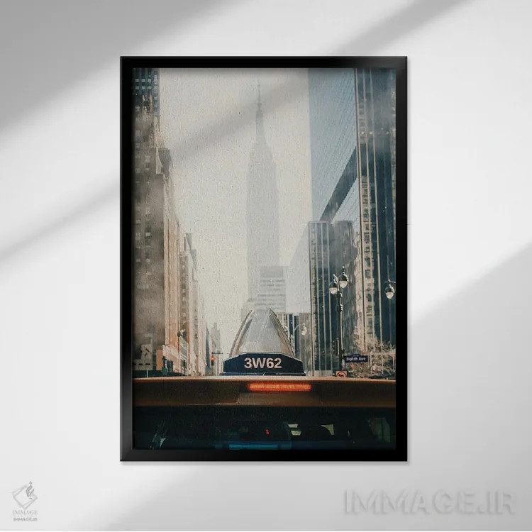 تابلو دکوراتیو تاکسی و امپایر اثر دیلان واکر - نمای قابدار مشکی