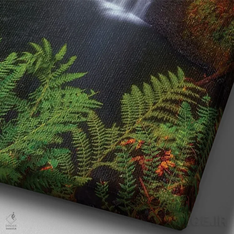 تابلو دکوراتیو محاصره شده در رنگ ها اثر دارن وایت فوتوگرافی - نمای نزدیک بافت بوم