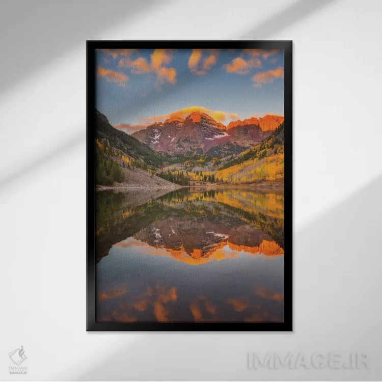 تابلو دکوراتیو جادوی مارون بلز ۱ اثر دارن وایت فوتوگرافی - نمای قابدار مشکی