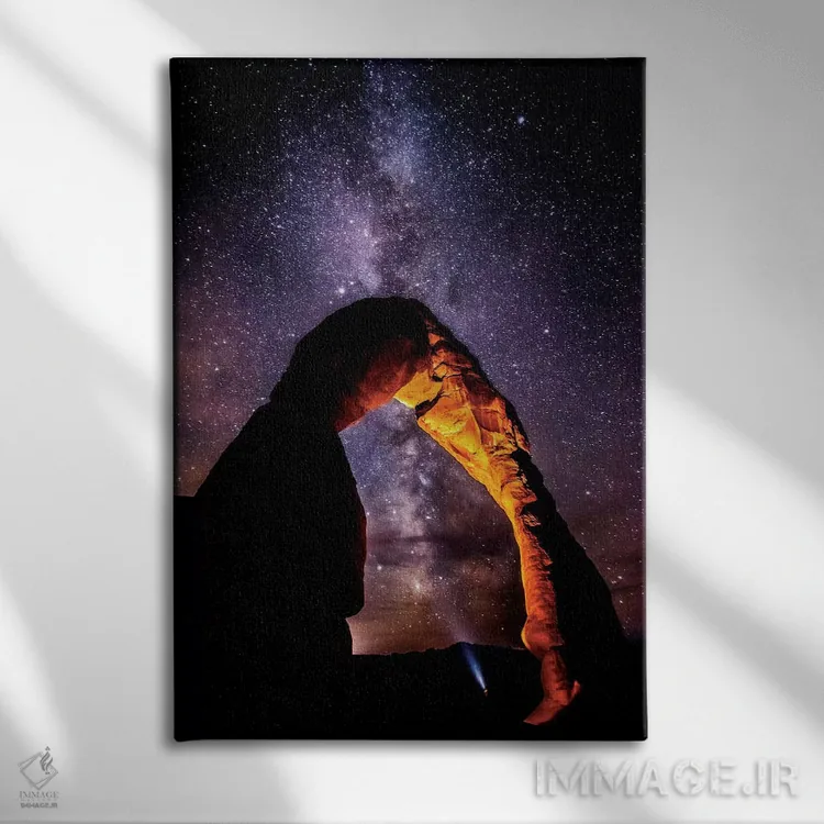 تابلو دکوراتیو اکتشاف گر راه شیری اثر دارن وایت فوتوگرافی - نمای روبهرو روی دیوار