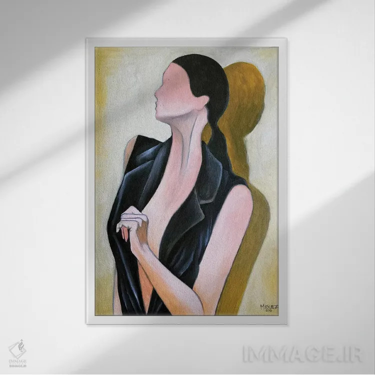 تابلو دکوراتیو مطالعه زن با جلیقه سیاه اثر دیکسی میگز - نمای قابدار سفید