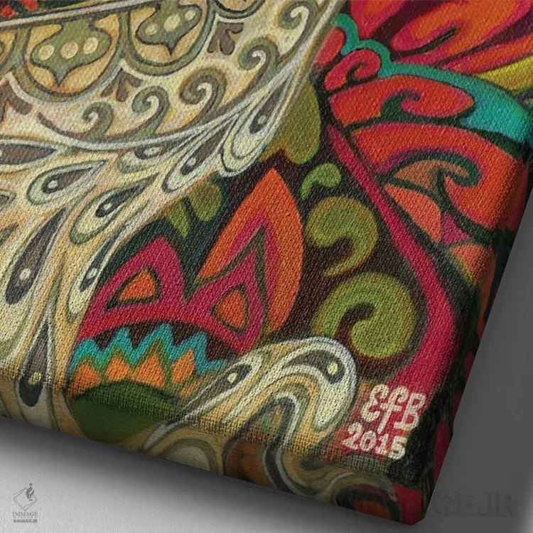 تابلو دکوراتیو ملکه جام ها اثر امیلی بالیوت - نمای نزدیک بافت بوم