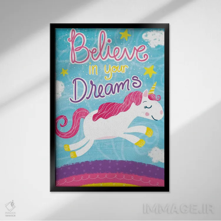 تابلو دکوراتیو رویاهای اسب شاخدار اثر امیلی کرامول - نمای قابدار مشکی