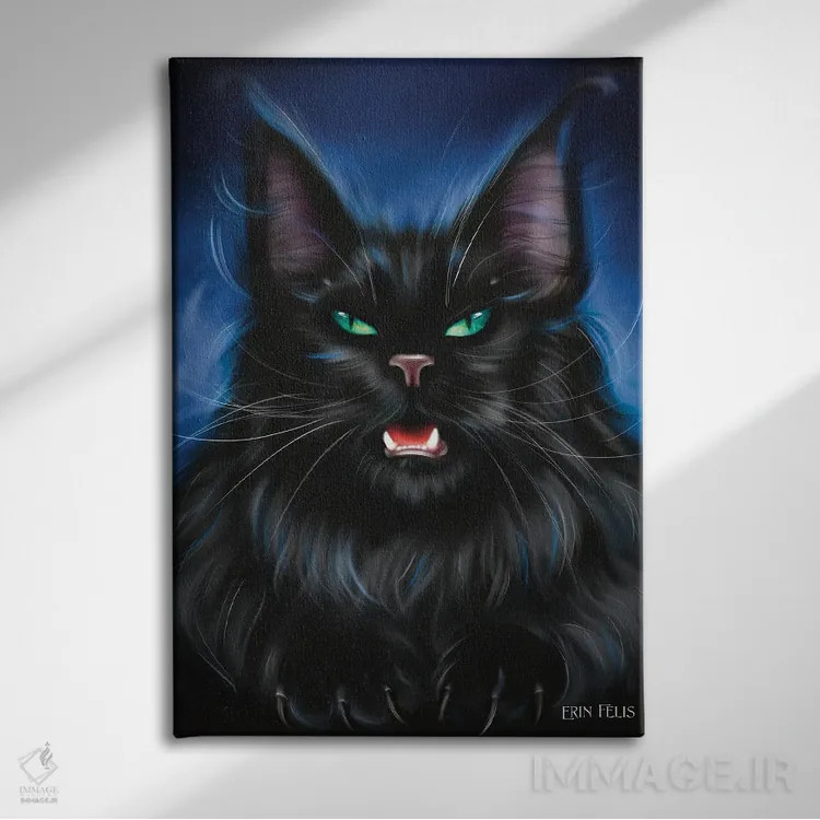 تابلو دکوراتیو گربه خطرناک اثر ارین فلیس - نمای روبهرو روی دیوار