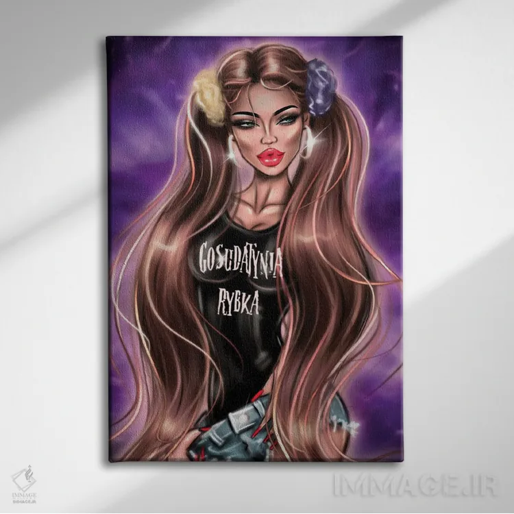 تابلو دکوراتیو عروسک بامزه اثر ارین فلیس - نمای روبهرو روی دیوار