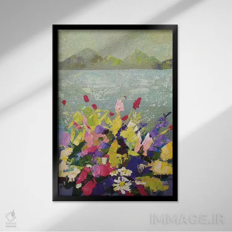 تابلو دکوراتیو گل های وحشی مقابل دریاچه کوهستانی اثر اکاترینا پریسیچ - نمای قابدار مشکی