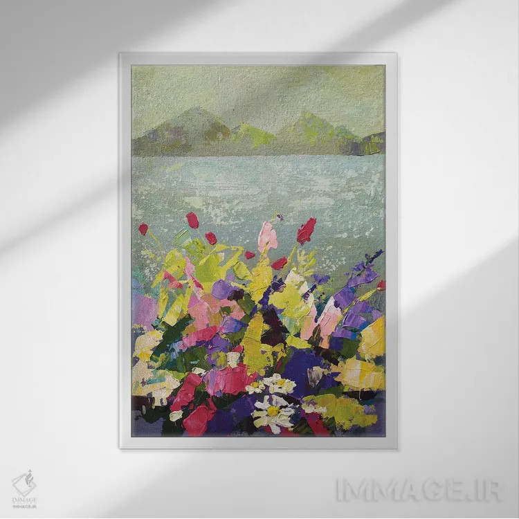 تابلو دکوراتیو گل های وحشی مقابل دریاچه کوهستانی اثر اکاترینا پریسیچ - نمای قابدار سفید