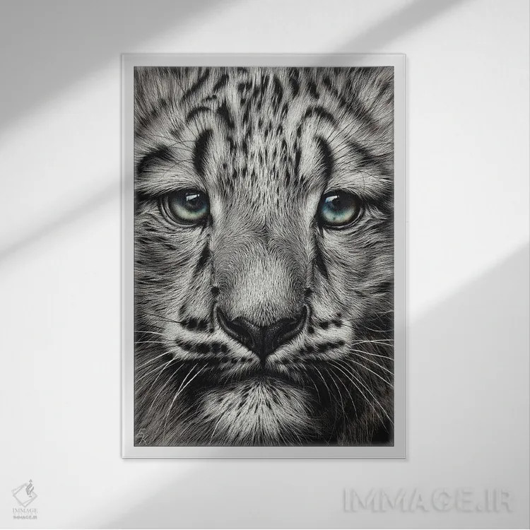 تابلو دکوراتیو نوزاد برفی اثر النا کولوتوشا - نمای قابدار سفید