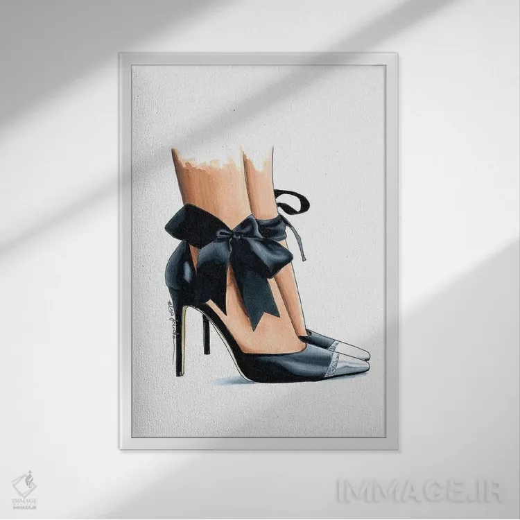 تابلو دکوراتیو کفش پاشنه دار مشکی با پاپیون اثر الزا فوچه - نمای قابدار سفید