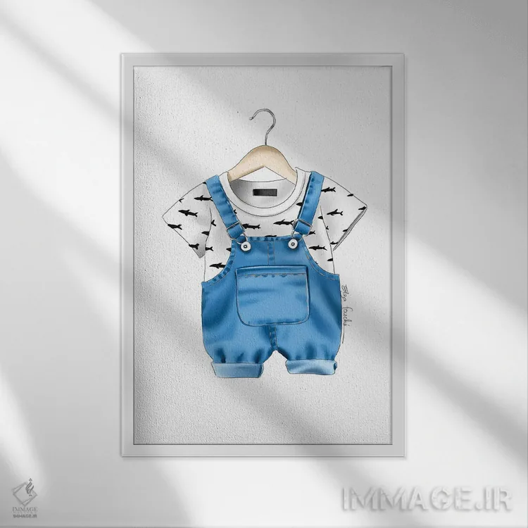 تابلو دکوراتیو لباس نوزاد پسر II اثر الزا فوچه - نمای قابدار سفید