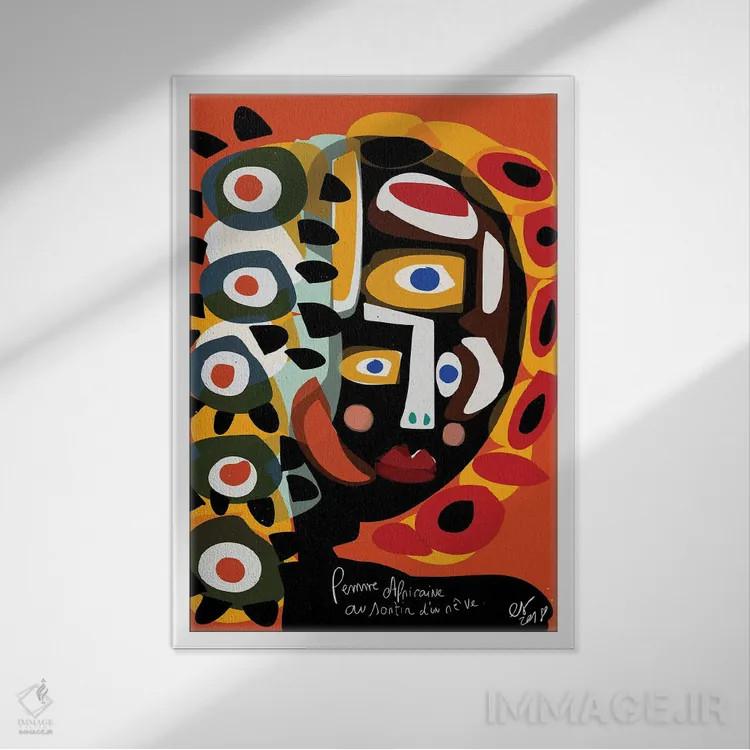 تابلو دکوراتیو زن آفریقایی در حال رویاپردازی است اثر امانوئل سیگنورینو - نمای قابدار سفید