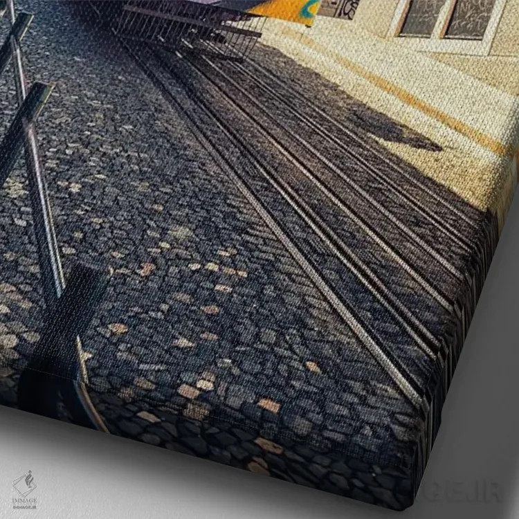 تابلو دکوراتیو تراموا در لیسبون اثر مانجیک پیکچرز - نمای نزدیک بافت بوم