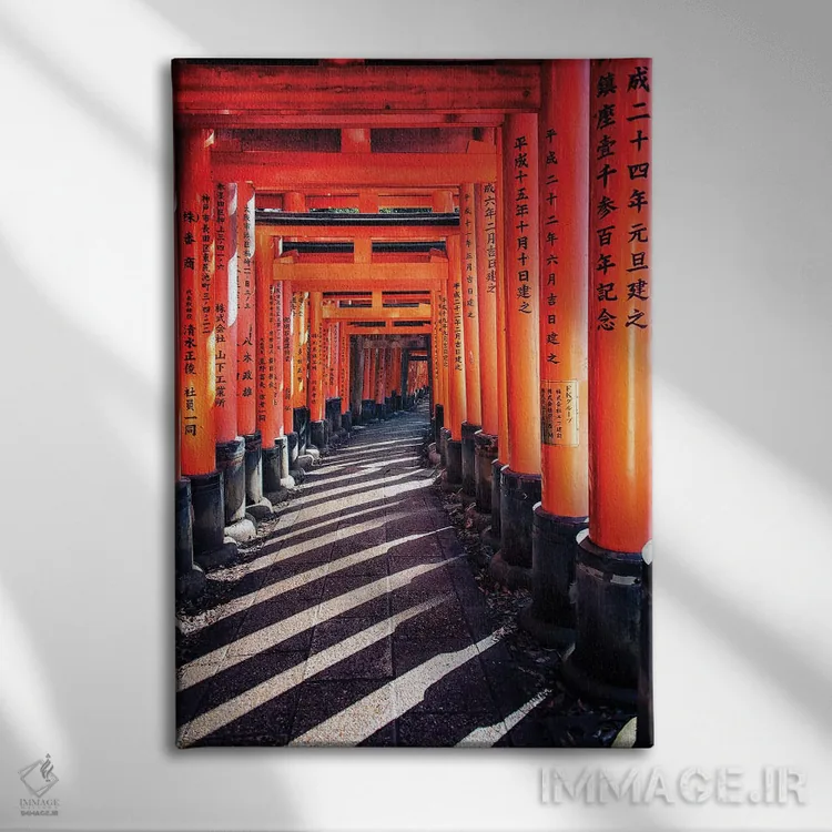 تابلو دکوراتیو معبد فوشیمی ایناری تایشا اثر مانجیک پیکچرز - نمای روبهرو روی دیوار