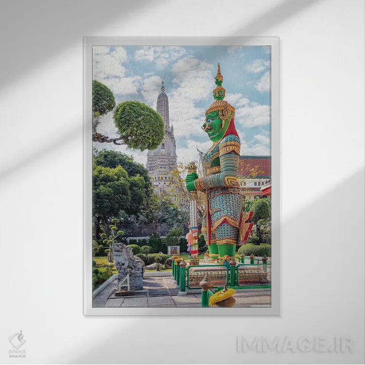 تابلو دکوراتیو نگهبان معبد وات آرون اثر مانجیک پیکچرز - نمای قابدار سفید