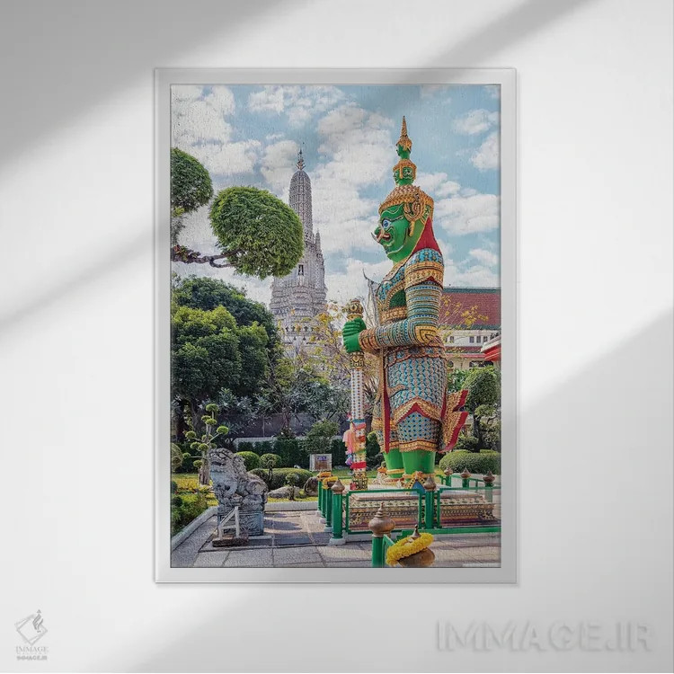 تابلو دکوراتیو نگهبان معبد وات آرون اثر مانجیک پیکچرز - نمای قابدار سفید