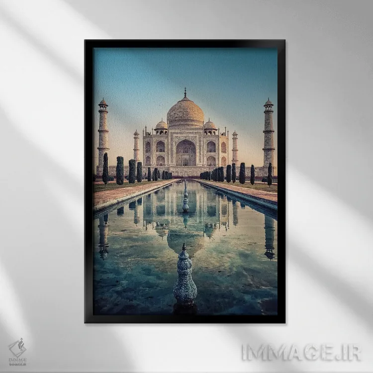 تابلو دکوراتیو زیبایی هندی اثر مانجیک پیکچرز - نمای قابدار مشکی