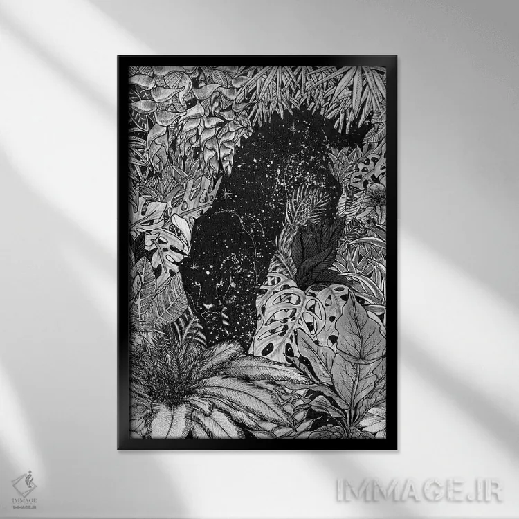 تابلو دکوراتیو جنگل در شب اثر الا مازور - نمای قابدار مشکی