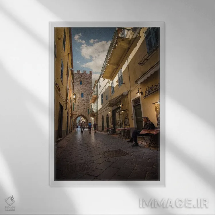 تابلو دکوراتیو نولی، لیگوریا، ایتالیا اثر انزو رومانو - نمای قابدار سفید