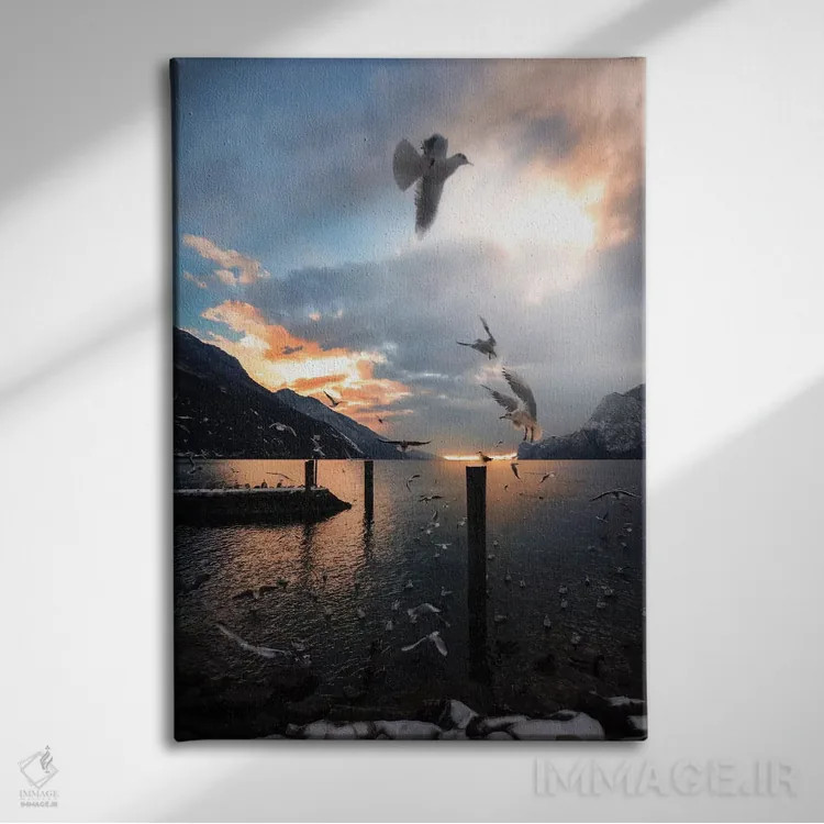 تابلو دکوراتیو توربوله اثر انزو رومانو - نمای روبهرو روی دیوار