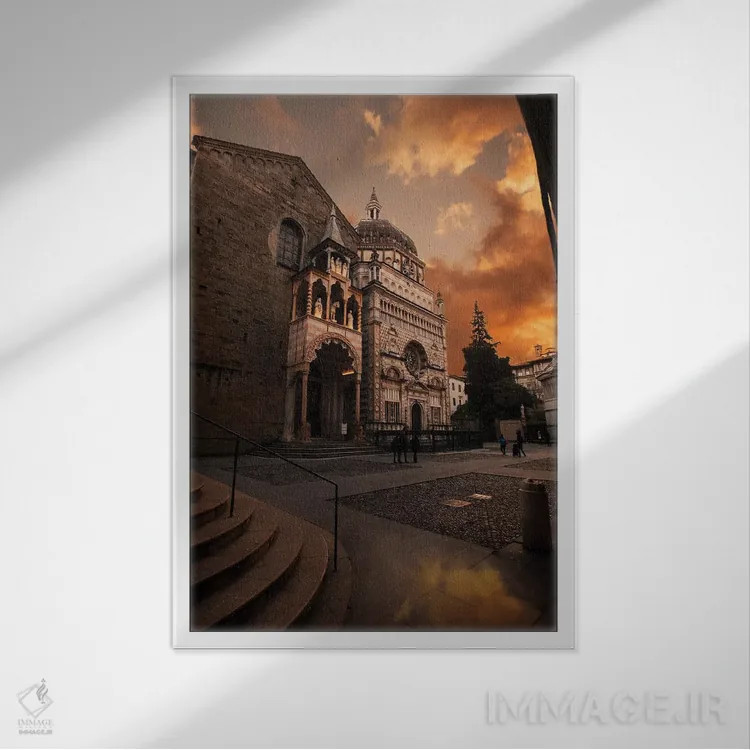 تابلو دکوراتیو برگامو اثر انزو رومانو - نمای قابدار سفید