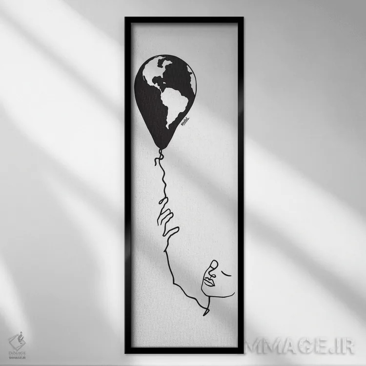 تابلو مینیمال روی زمین پرواز کن اثر نینهول - نمای قابدار مشکی