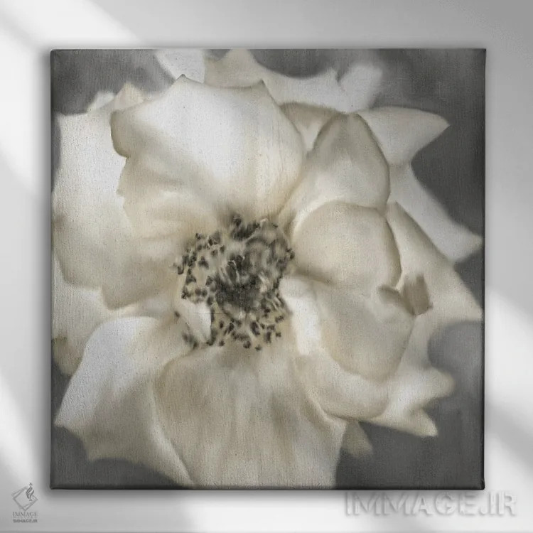 تابلو دکوراتیو رز طلایی اثر کیمبرلی آلن - نمای روبهرو روی دیوار