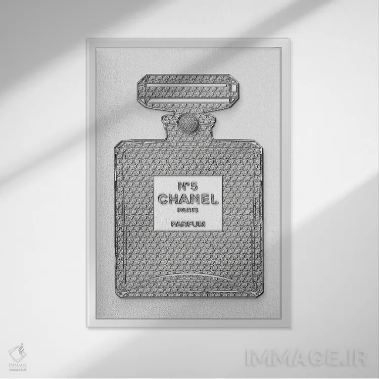 تابلو دکوراتیو بطری شنل اثر فرانک آموروسو - نمای قابدار سفید