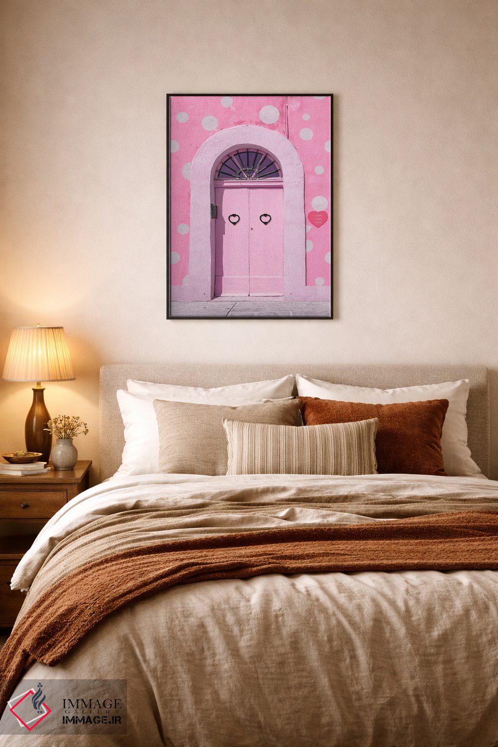 تابلو دکوراتیو عشق اینجا زندگی می کند اثر ارین سامر - D6B
