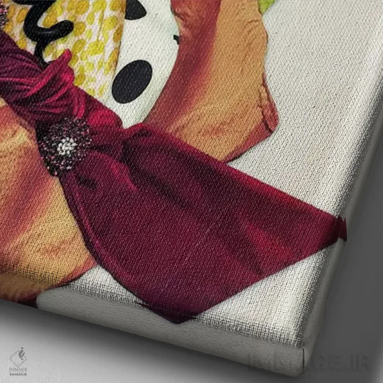 تابلو دکوراتیو اوژینیا لولی اثر اوژینا لولی - نمای نزدیک بافت بوم