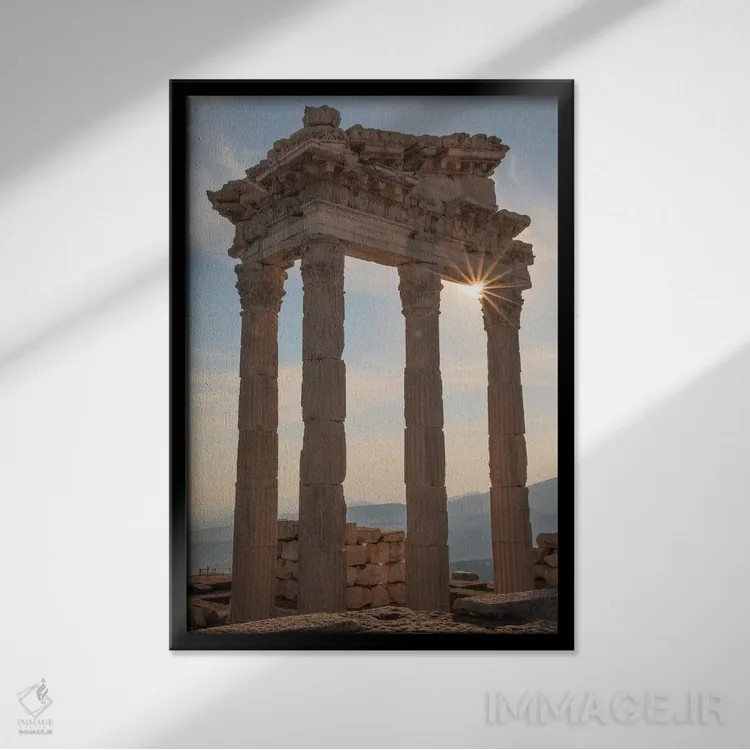 تابلو دکوراتیو ترکیه، ازمیر، برگاما، پرگامون، آکروپولیس، معبد تراژان II اثر امیلی ویلسون - نمای قابدار مشکی