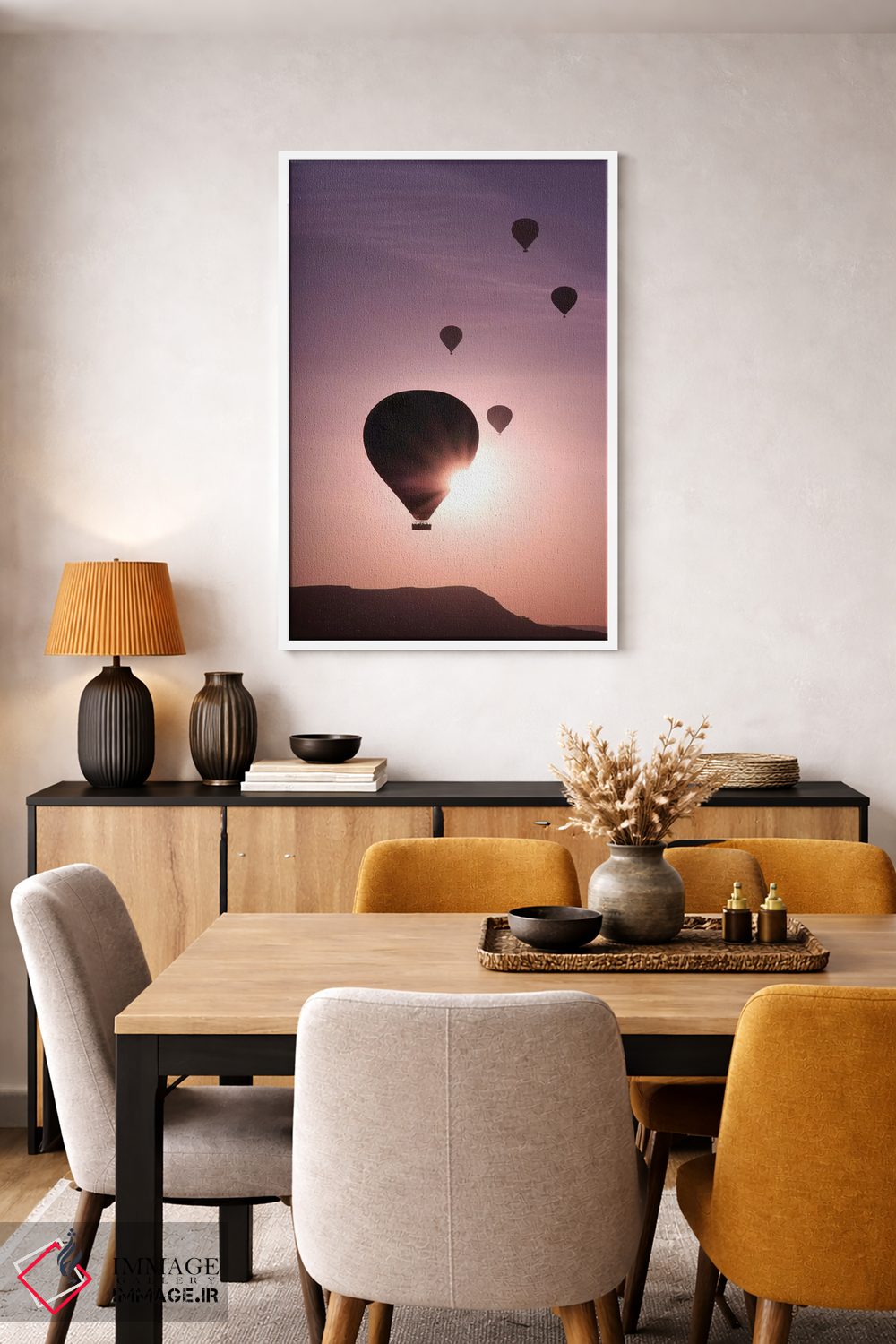 تابلو دکوراتیو ترکیه، آناتولی، کاپادوکیا، گورمه. بالن های هوای گرم در حال… اثر امیلی ویلسون - D5W
