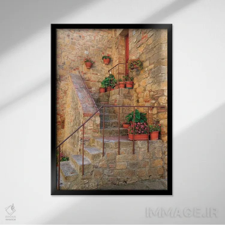 تابلو دکوراتیو ایتالیا، والدورچیا در توسکانی، استان سینا، مونتیکیلو. پله… اثر امیلی ویلسون - نمای قابدار مشکی