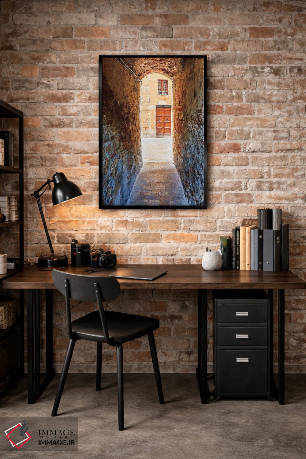 تابلو دکوراتیو ایتالیا، توسکانی، استان سینا، کیوسوره. شهر تپه ای. گذرگاه… اثر امیلی ویلسون - D4B