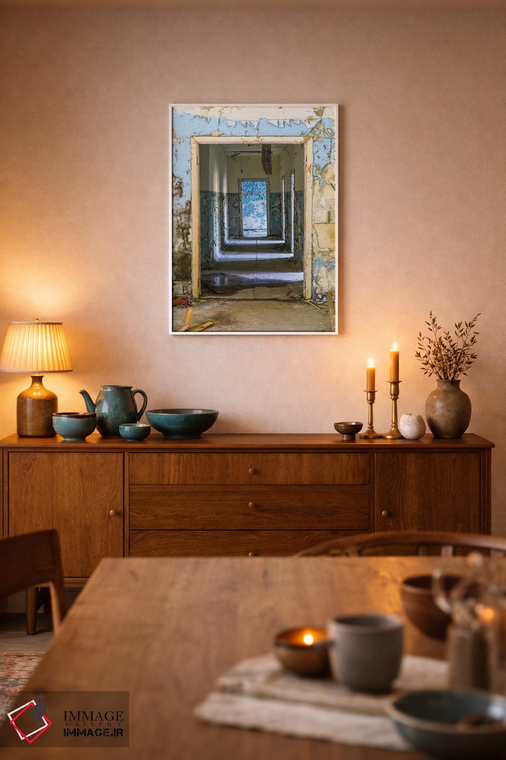 تابلو دکوراتیو اوکراین، پریپیات، چرنوبیل. راهرو رهاشده ساختمان بیمارستان اثر امیلی ویلسون - D6W