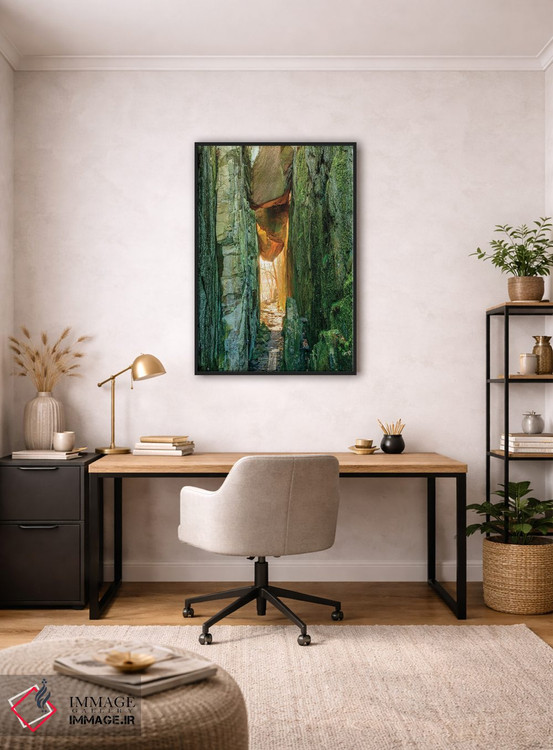 تابلو دکوراتیو سوئد، استان بوهوسلان. مسیری میان صخره های گوه ای نزدیک اود… اثر امیلی ویلسون - D3B