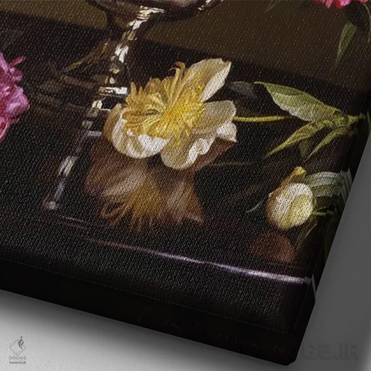 تابلو دکوراتیو گل های صدتومانی رنگی در گلدان نقره ای اثر ایوان ویلسون - نمای نزدیک بافت بوم