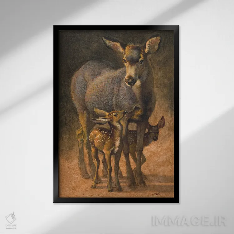 تابلو دکوراتیو سرک کش و قایم باشک اثر ازرا تاکر - نمای قابدار مشکی