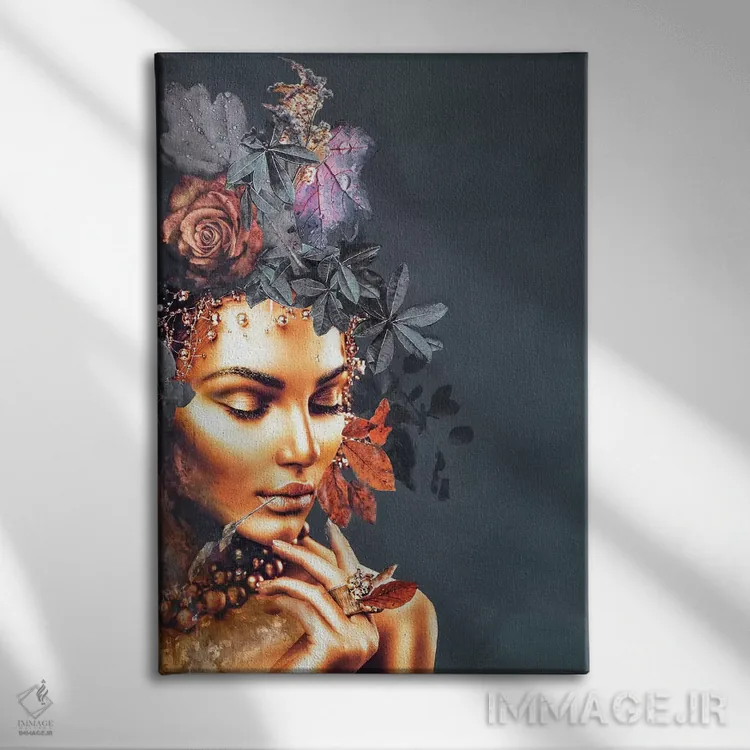 تابلو دکوراتیو مد طلایی ۱ اثر دیزاین فابریکن - نمای روبهرو روی دیوار