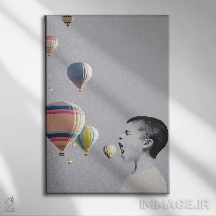 تابلو دکوراتیو دهان بزرگ من اثر دیزاین فابریکن - نمای روبهرو روی دیوار