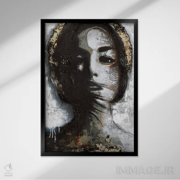 تابلو دکوراتیو مادونای طلایی اثر دیزاین فابریکن - نمای قابدار مشکی