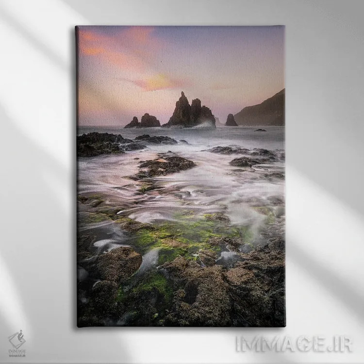 تابلو دکوراتیو فرش سبز اثر فابیو آنتنور - نمای روبهرو روی دیوار