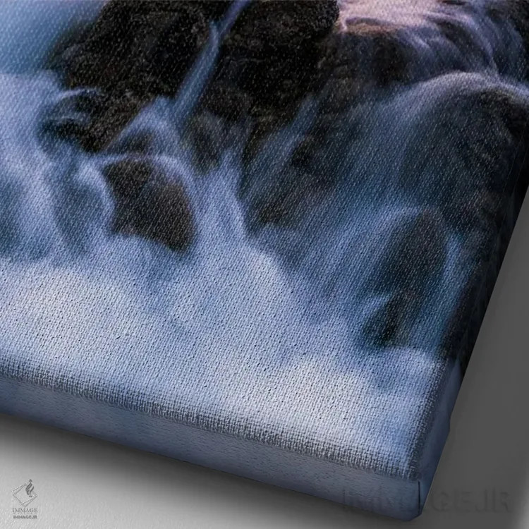 تابلو دکوراتیو در دریا اثر فابیو آنتنور - نمای نزدیک بافت بوم