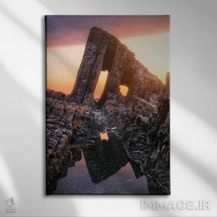 تابلو دکوراتیو بازتاب دیرهنگام اثر فابیو آنتنور - نمای روبهرو روی دیوار