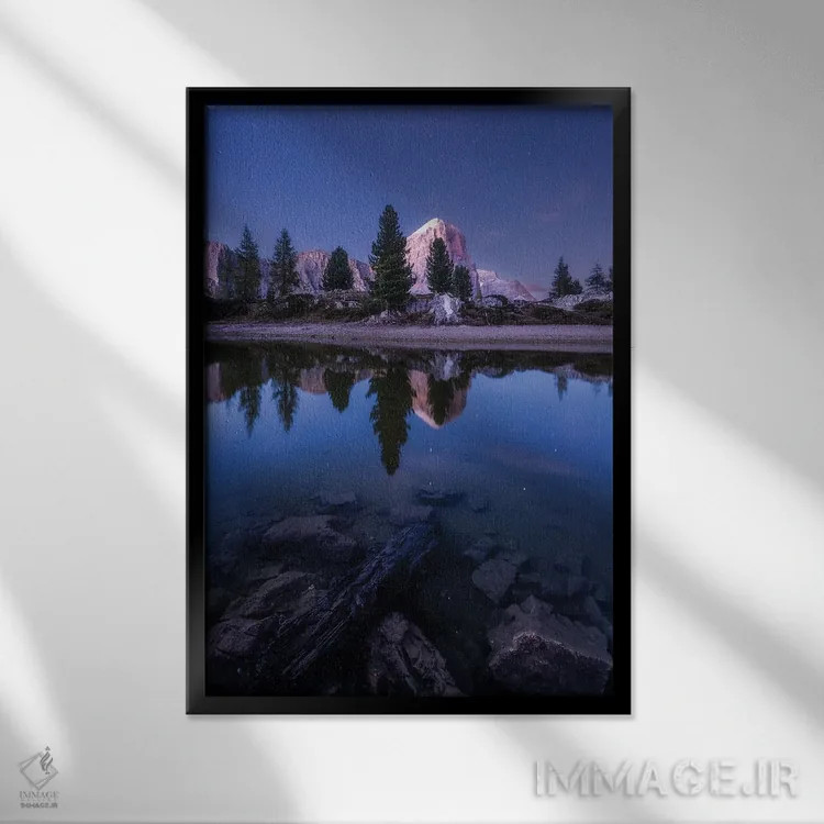 تابلو دکوراتیو لیمیندس در شب اثر فابیو آنتنور - نمای قابدار مشکی