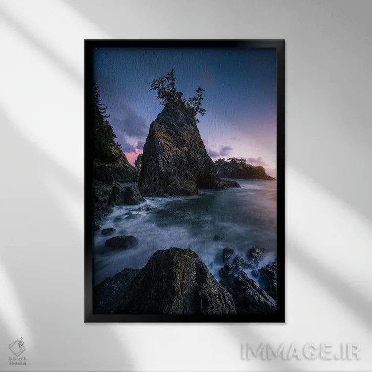 تابلو دکوراتیو صخره بزرگ اثر فابیو آنتنور - نمای قابدار مشکی