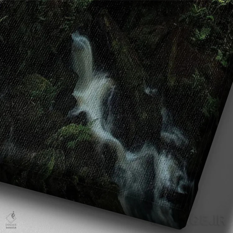 تابلو دکوراتیو خطوط سرخ چوب اثر فابیو آنتنور - نمای نزدیک بافت بوم